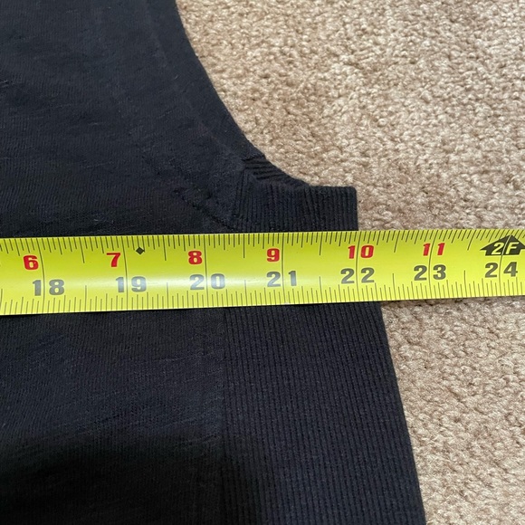 MINT CONDITION GUESS SLEEVELESS HOODIE VEST BLACK SIZE XL PERFECT CONDITION RARE - Picture 10 of 13